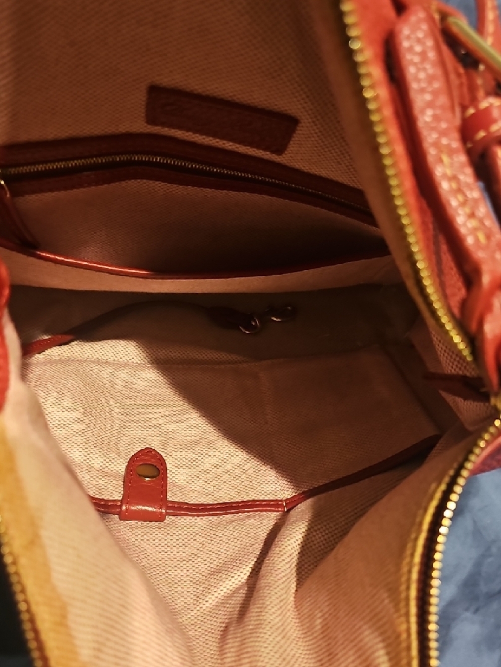 Dooney & Bourke Red Pebbled Leather Shoulder Bag - Picture 7 of 10
